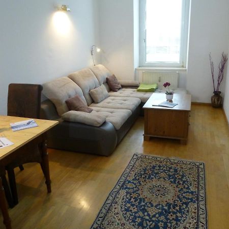 Charming, Central, Spacious Apartment Innsbruck Luaran gambar