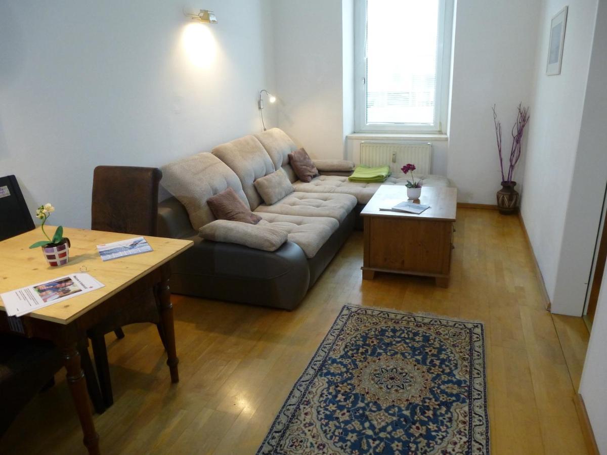 Charming, Central, Spacious Apartment Innsbruck Luaran gambar